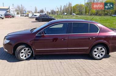 Лифтбек Skoda Superb 2009 в 
