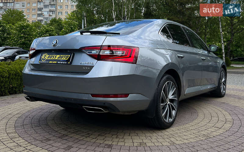 Лифтбек Skoda Superb 2018 в Львове