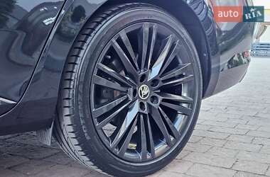 Ліфтбек Skoda Superb 2019 в 