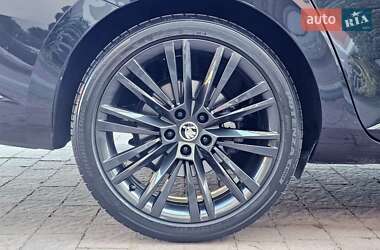 Ліфтбек Skoda Superb 2019 в 