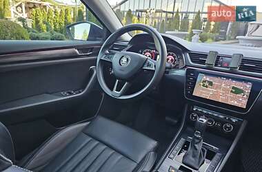 Ліфтбек Skoda Superb 2019 в 