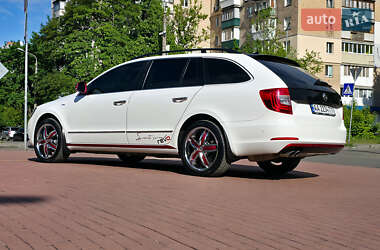 Универсал Skoda Superb 2013 в 