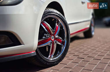 Универсал Skoda Superb 2013 в 