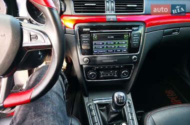 Универсал Skoda Superb 2013 в 