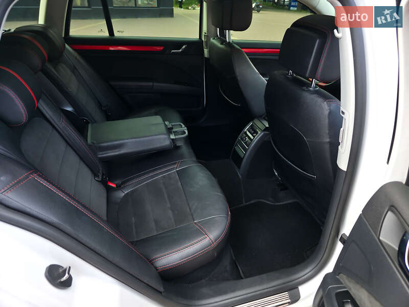 Универсал Skoda Superb 2013 в Киеве