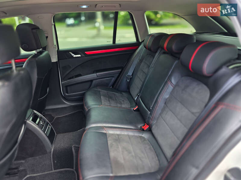 Универсал Skoda Superb 2013 в Киеве