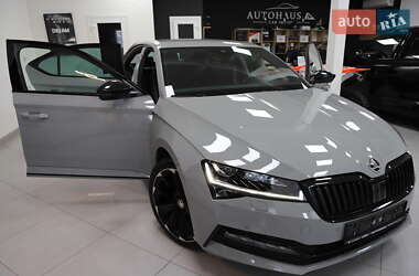 Ліфтбек Skoda Superb 2021 в 