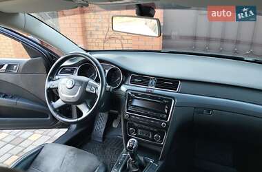 Універсал Skoda Superb 2011 в 