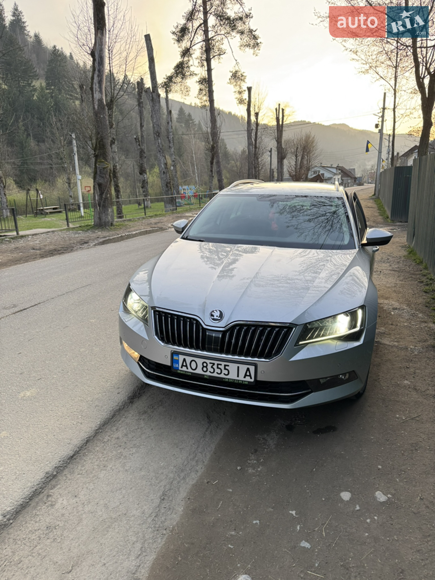 2018 Skoda Superb - мініатюра 2