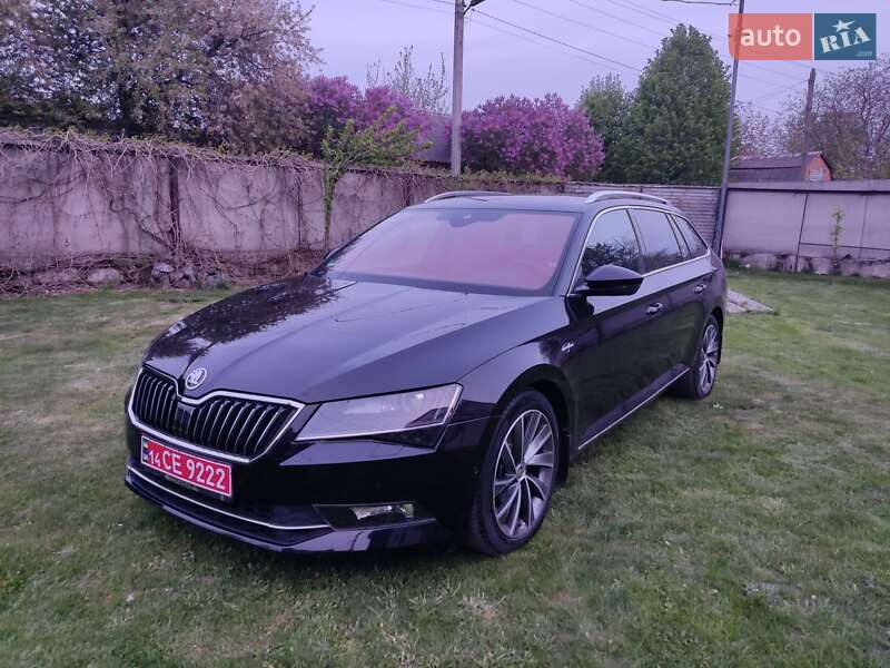 Универсал Skoda Superb 2018 в 