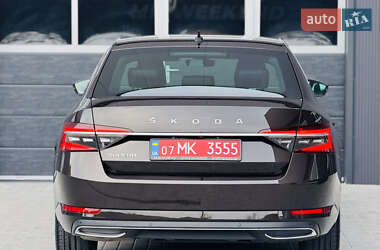 Ліфтбек Skoda Superb 2020 в 