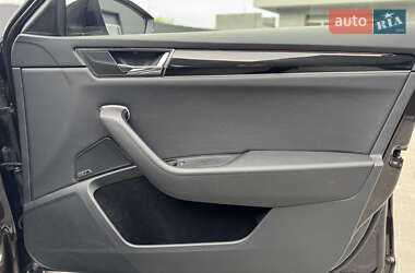 Ліфтбек Skoda Superb 2020 в 