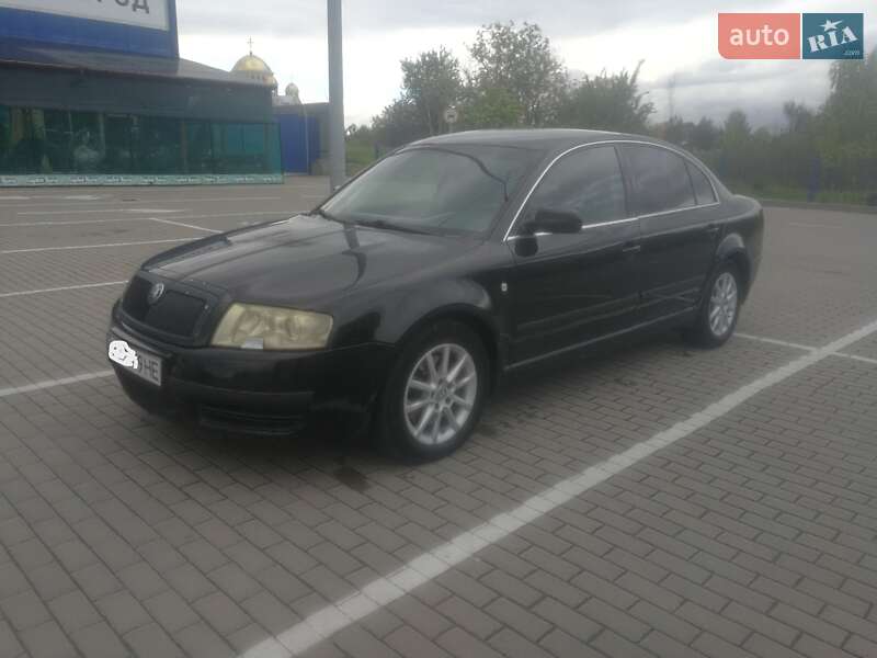 Лифтбек Skoda Superb 2006 в 