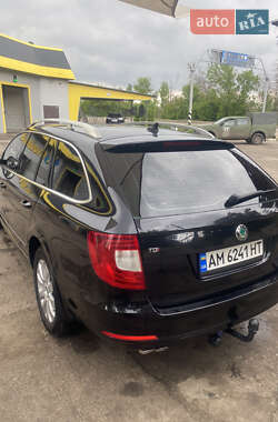 Универсал Skoda Superb 2011 в 