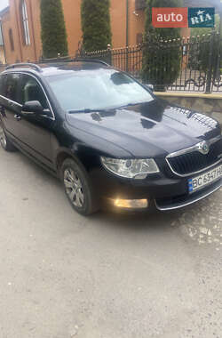 Універсал Skoda Superb 2013 в Тернополі