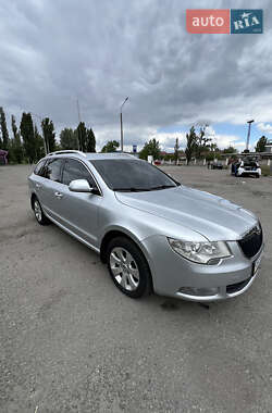 Універсал Skoda Superb 2012 в Києві