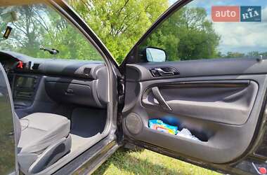 Лифтбек Skoda Superb 2004 в 