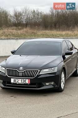 Ліфтбек Skoda Superb 2017 в 