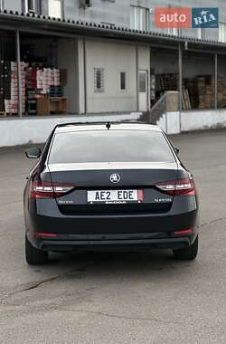 Ліфтбек Skoda Superb 2017 в 