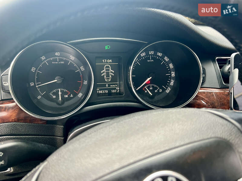 Лифтбек Skoda Superb 2009 в Львове