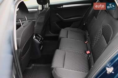 Універсал Skoda Superb 2017 в 