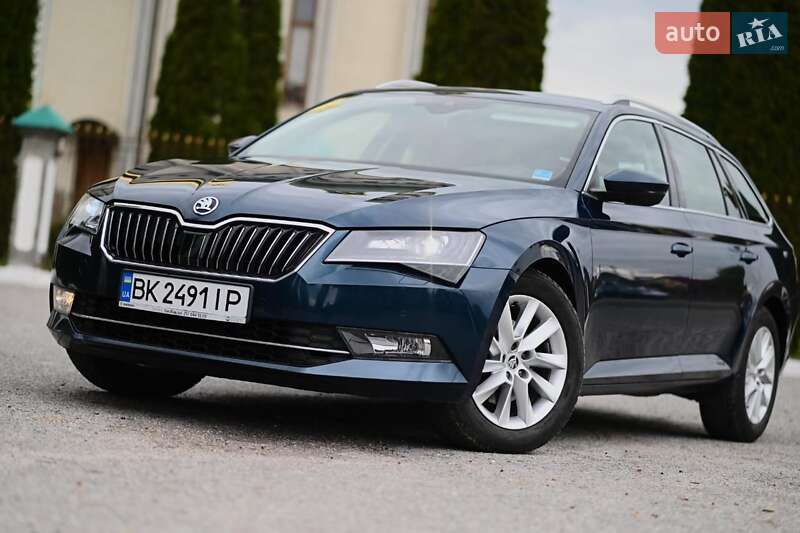 Універсал Skoda Superb 2017 в 