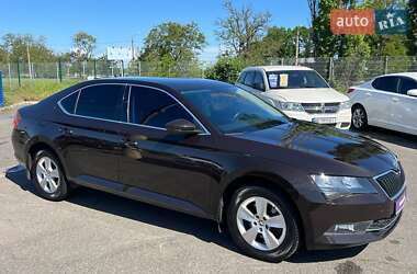Лифтбек Skoda Superb 2018 в 