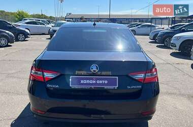 Лифтбек Skoda Superb 2018 в 