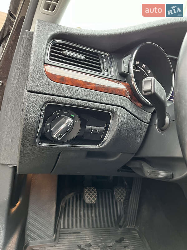 Універсал Skoda Superb 2012 в Умані