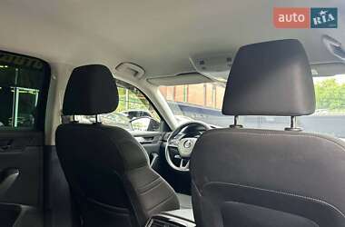 Лифтбек Skoda Superb 2016 в 