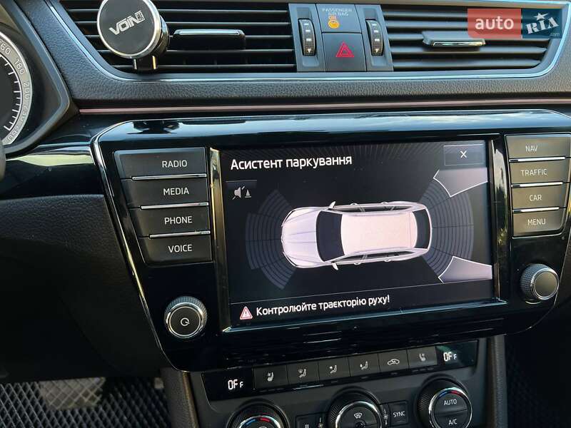 Універсал Skoda Superb 2016 в Тернополі