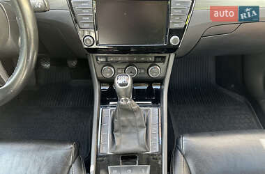 Лифтбек Skoda Superb 2015 в 