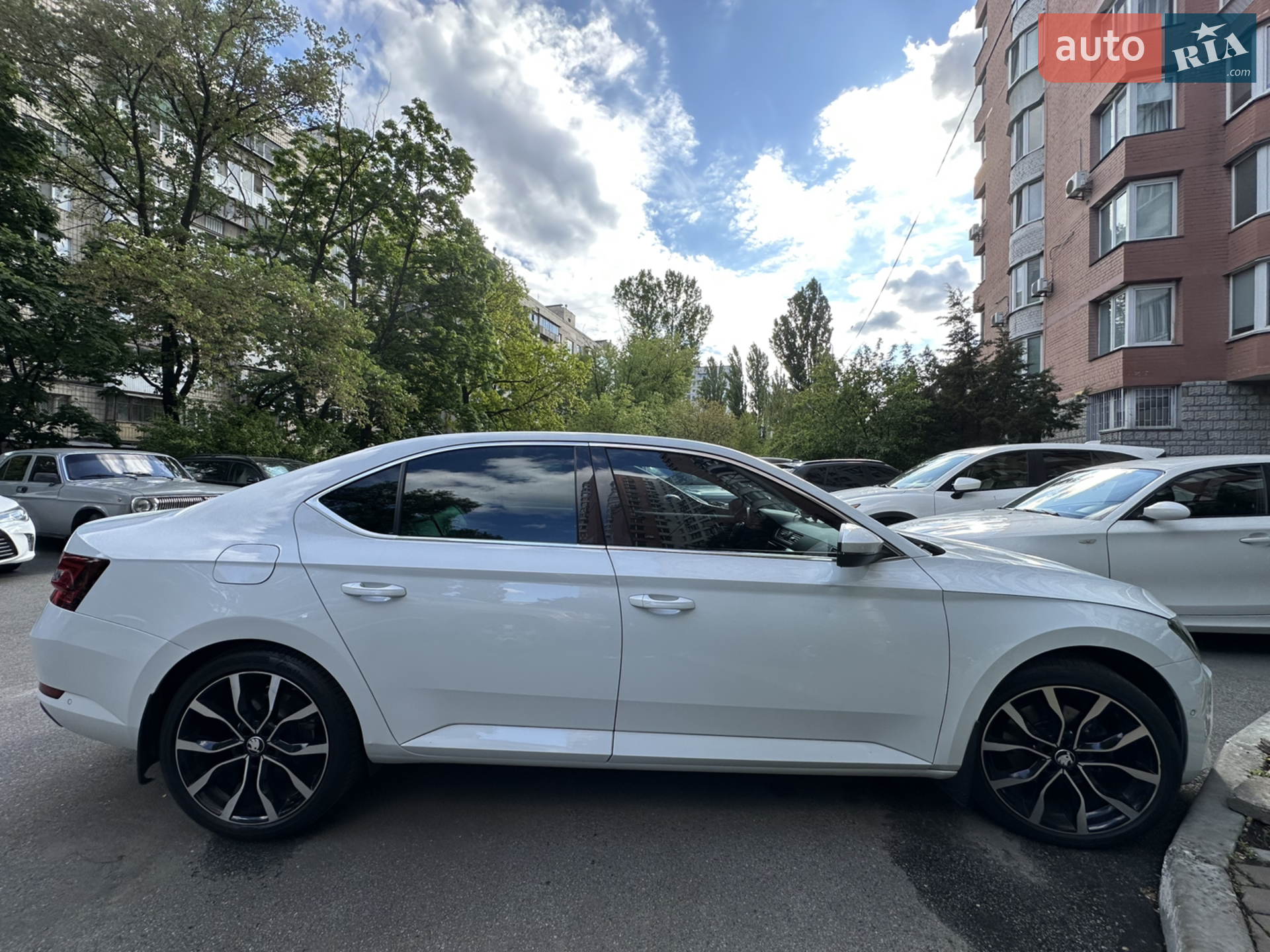 2015 Skoda Superb - мініатюра 4
