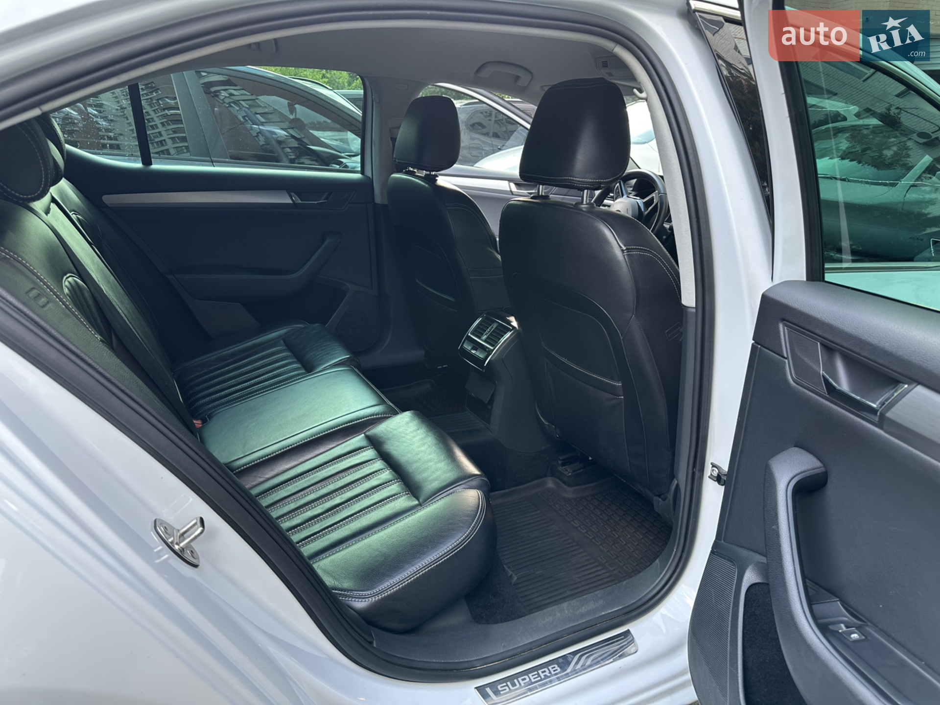 2015 Skoda Superb - мініатюра 15