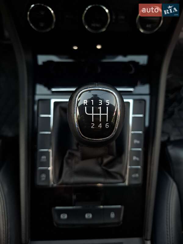 Лифтбек Skoda Superb 2015 в Белой Церкви фото 32 Лифтбек Skoda Superb 2015 в Белой Церкви