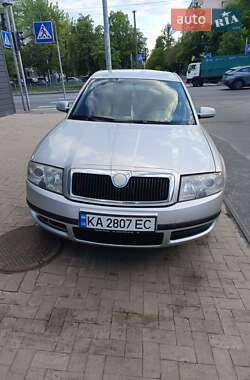 Ліфтбек Skoda Superb 2004 в 