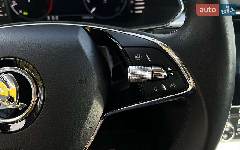 Ліфтбек Skoda Superb 2023 в Мукачевому