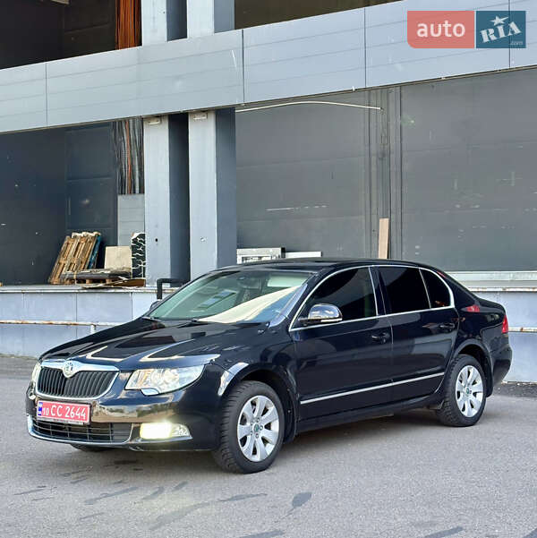Ліфтбек Skoda Superb 2012 в Києві