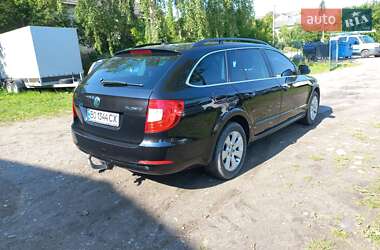Універсал Skoda Superb 2012 в 