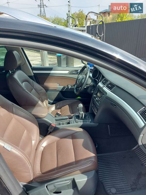 Універсал Skoda Superb 2012 в Львові