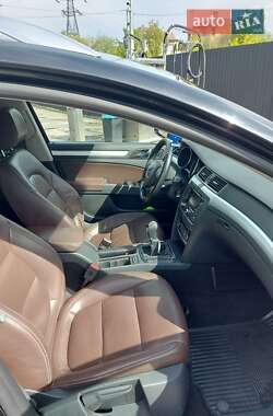 Универсал Skoda Superb 2012 в 