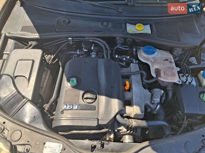 Лифтбек Skoda Superb 2004 в Чернигове