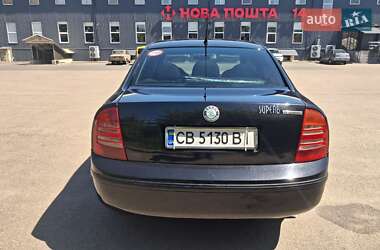 Ліфтбек Skoda Superb 2004 в 