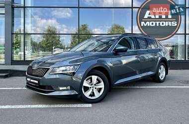 Универсал Skoda Superb 2016 в Киеве