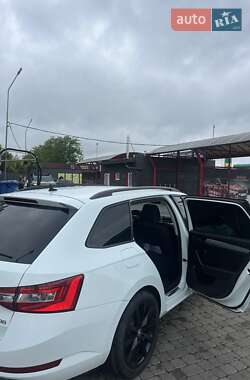 Універсал Skoda Superb 2016 в 