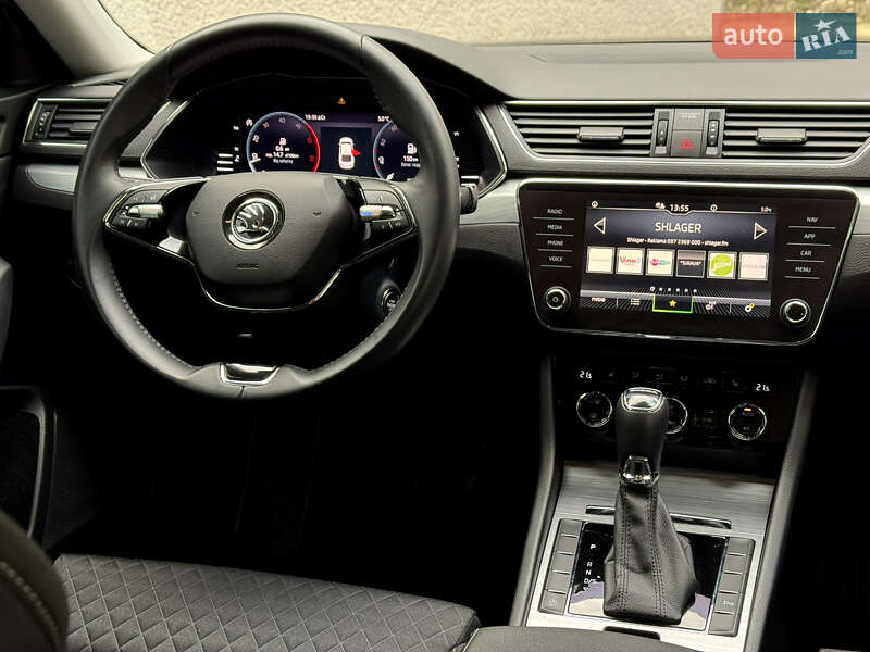 Ліфтбек Skoda Superb 2022 в Ужгороді
