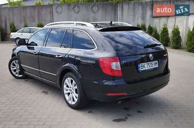 Універсал Skoda Superb 2011 в 
