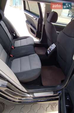 Універсал Skoda Superb 2011 в 