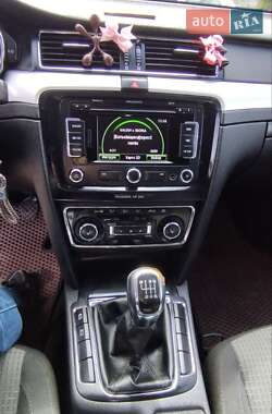 Універсал Skoda Superb 2011 в 
