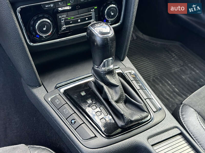 Лифтбек Skoda Superb 2014 в Львове